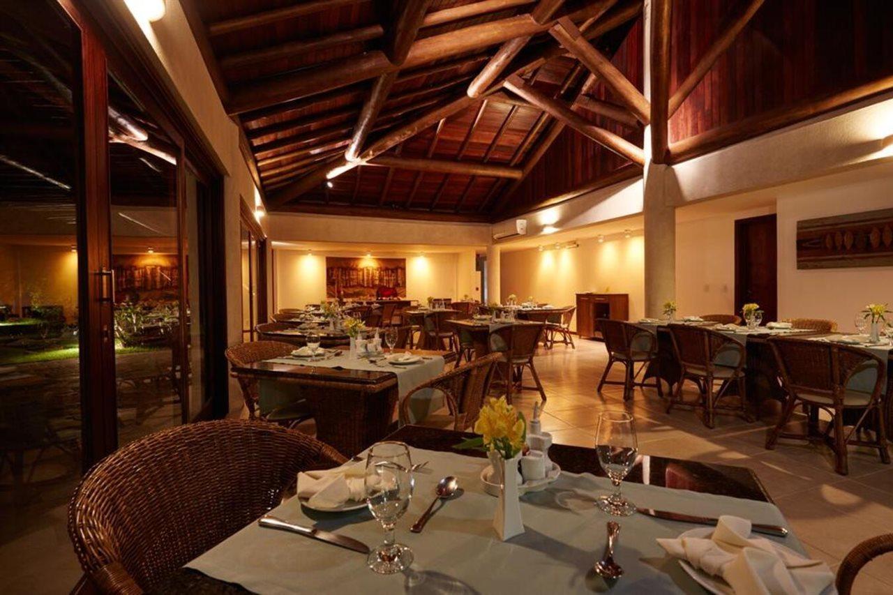 Gungaporanga Hotel (Adults Only) Barra de Sao Miguel Exterior photo